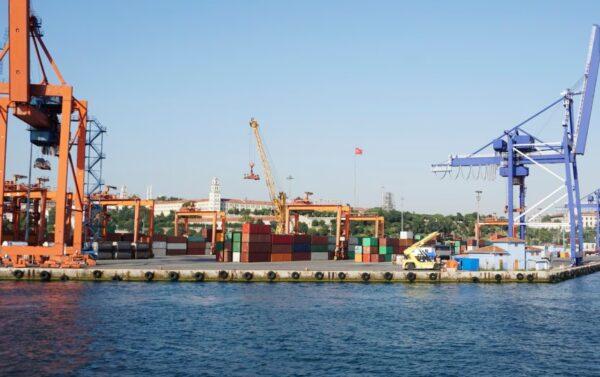 shipping companies in india